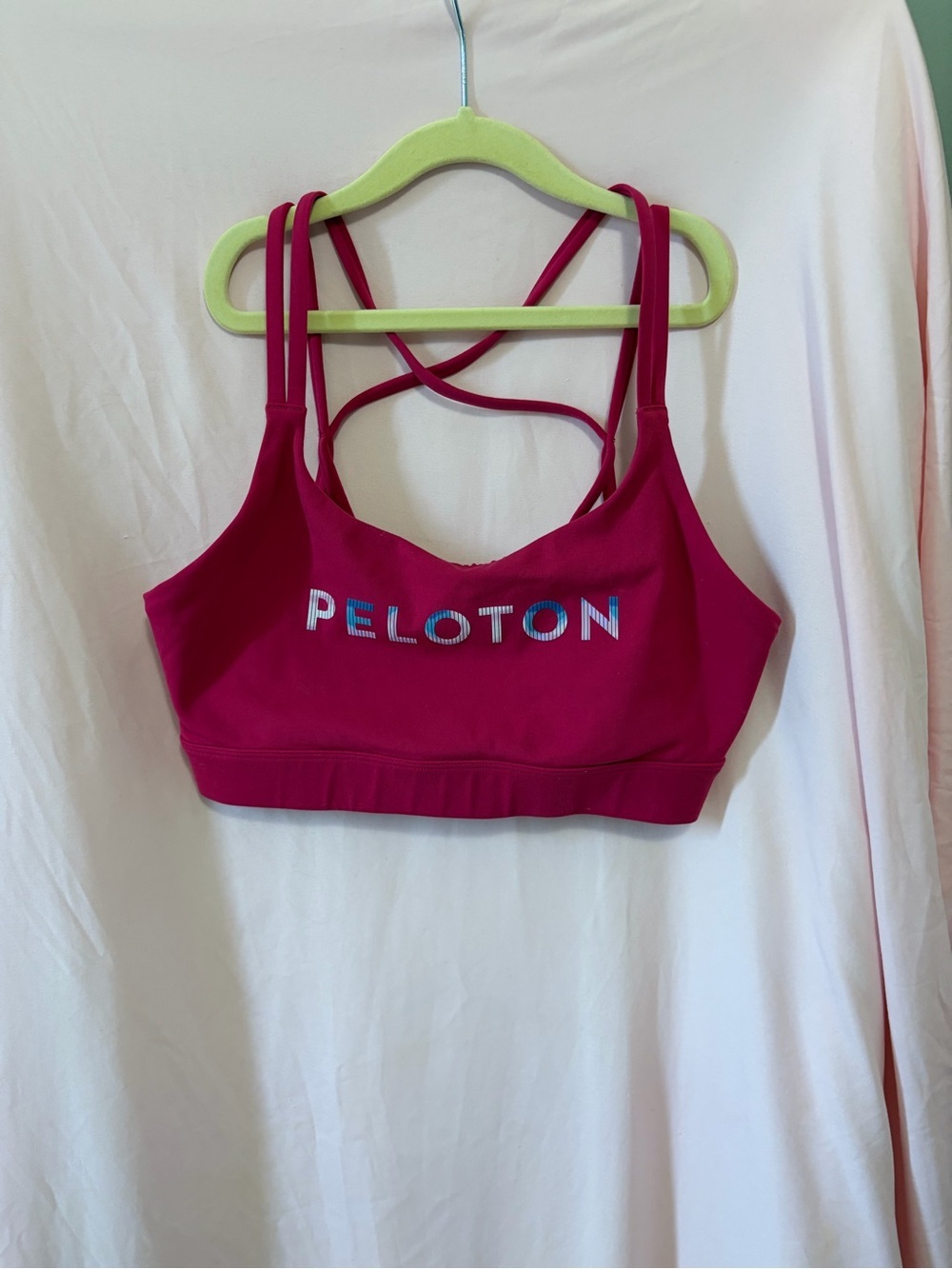 Peloton Fuchsia Strappy Crisscross Sports Bra size small